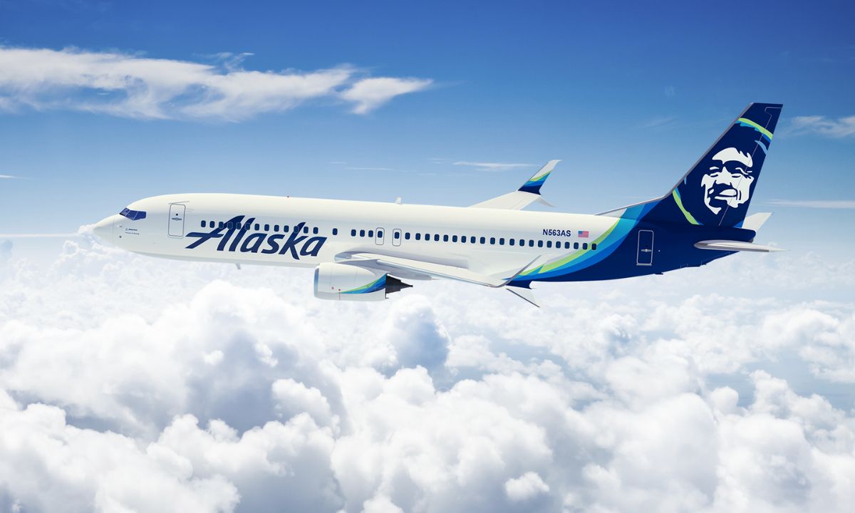 Student Pilot's Attempt to Storm Alaska Airlines